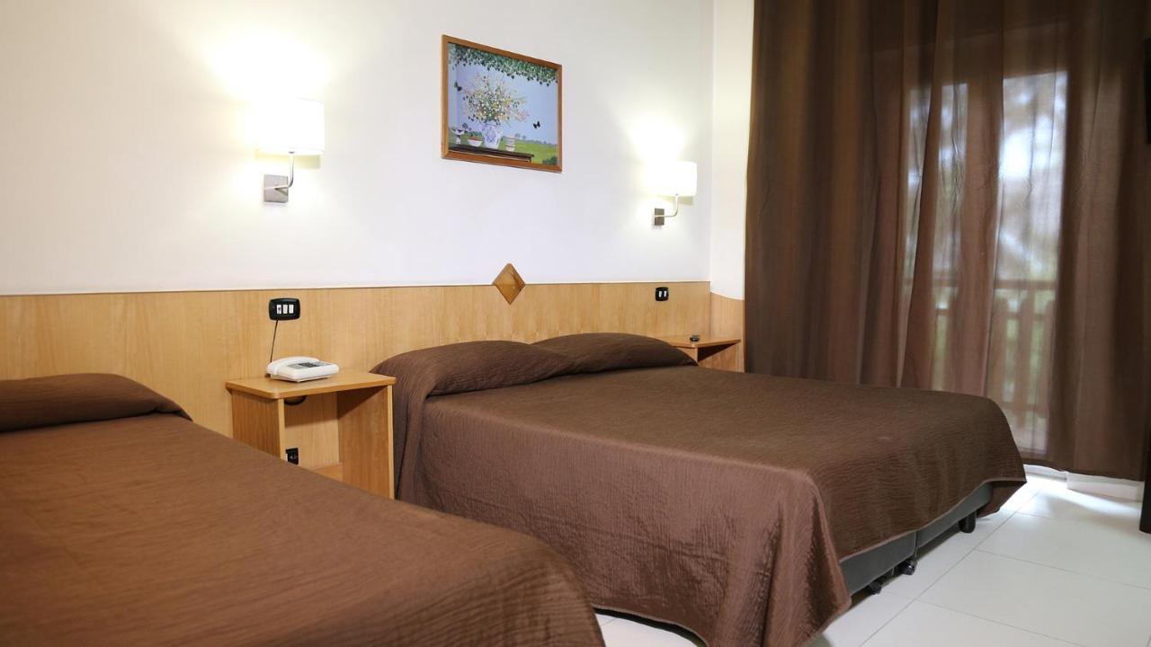 Hotel Meranda Camigliatello Silano Exterior photo