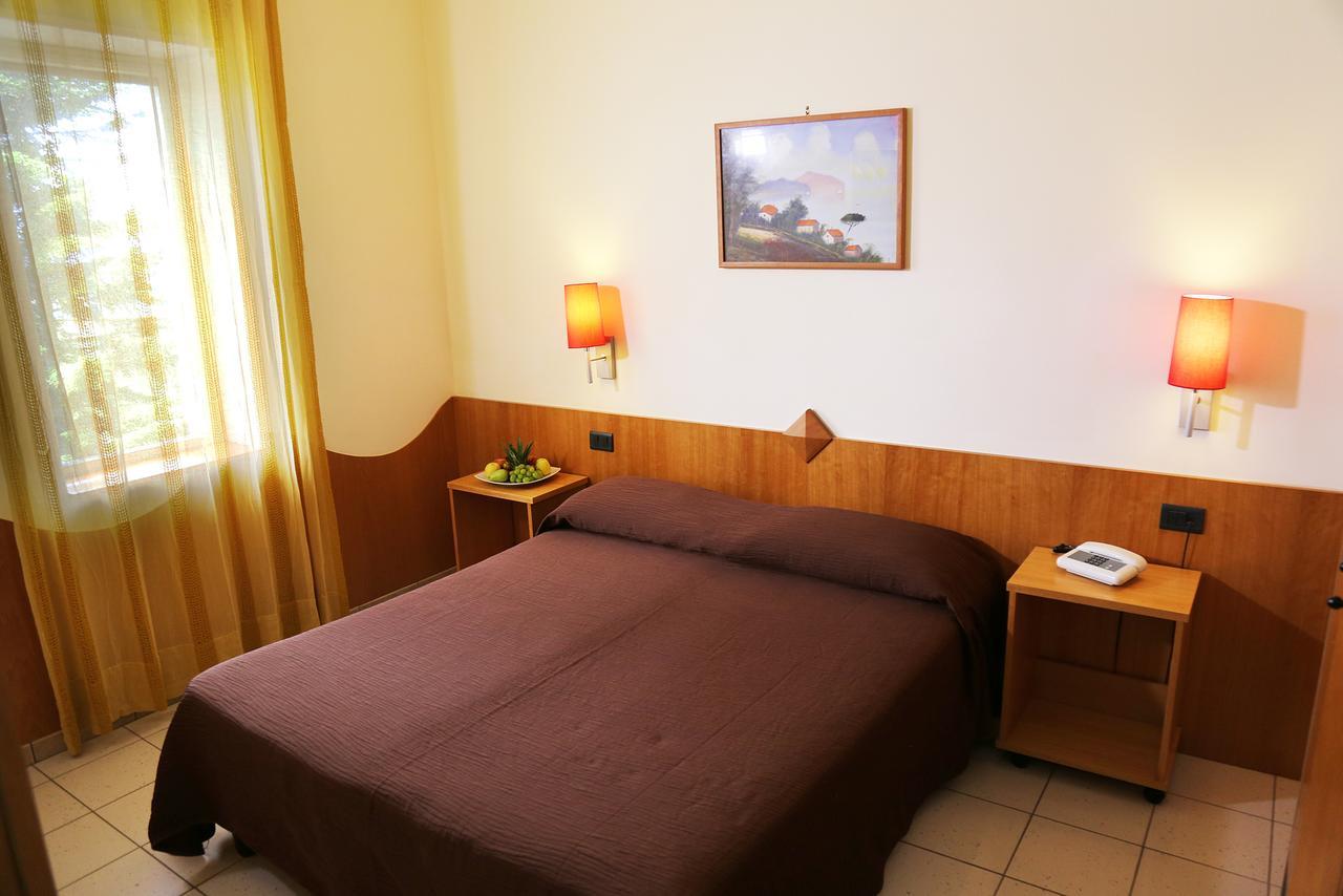Hotel Meranda Camigliatello Silano Exterior photo